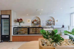 Aerotel Sydney - Inside International Terminal Airport - Restaurant