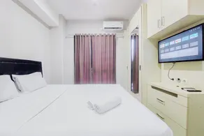 Comfy and Modern Studio Room The Ayoma Apartment By Travelio - Zimmer