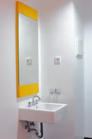 Amaris Hotel Pemuda Semarang - Bathroom