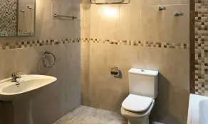 Granada Apartments Ibiza - Bathroom