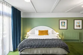 The Central Hotel Queenstown, A Naumi Chapter - Room