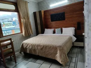 Hotel Pushpanjali - Chambre