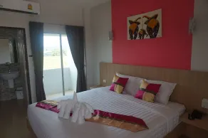 Phant at Thalang Service Apartment - Room