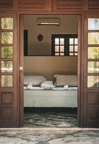 Paradise Suit Sal Premium - Room