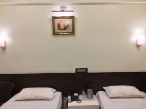 Hotel Shivkrupa - Room