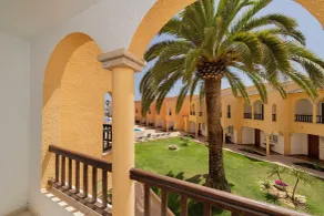 Apartamentos turísticos Jardines del Plaza - Vue de la chambre