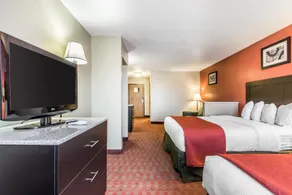 Quality Inn & Suites - Chambre