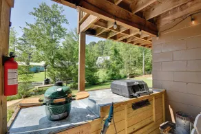 Beautiful Lakefront Home with Plenty of Space! - Intérieur
