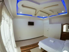 Nice Property Near Sjo Airport Costa Ric - Zimmer