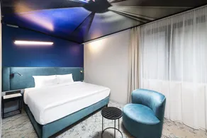 Three Corners Downtown Hotel - Room