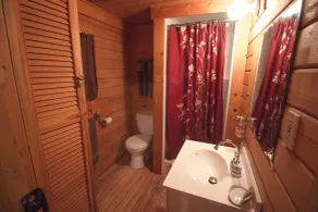 Katie's Cozy Cabins - Badeværelse