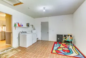 Pace Family Home: 1 Mi to Beach & Park! - Interior