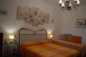 Splendid Relaxing Stay in the Tuscan Countryside - Zimmer
