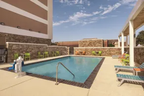 Home2 Suites by Hilton College Station - Pool