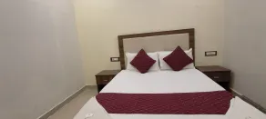 Hotel Blue Sky Residency - Chambre