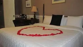 Commodore Hotel & Café - Zimmer