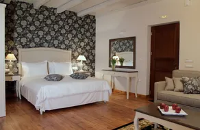 Nefeles Mainalon Luxury Residences & Lounge - Rom