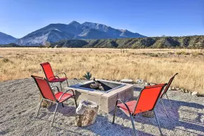 Near Hikes & Arkansas River: Mtn-View Getaway! - Interiör