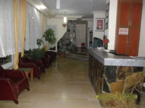Cann Hotel - Reception
