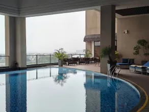 Courtyard by Marriott Ghaziabad India - Pool