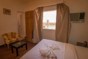 Hapi Hotel - Habitación