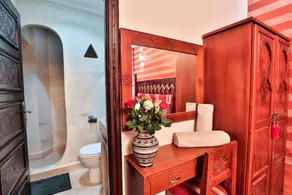 Riad Nakhla - Quarto