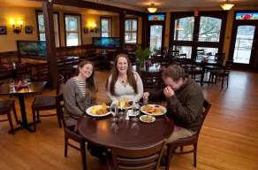Heriot Bay Inn - Restaurant