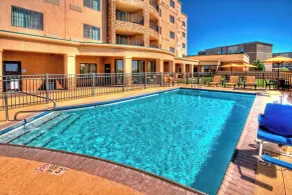 Courtyard by Marriott Midland - Piscine