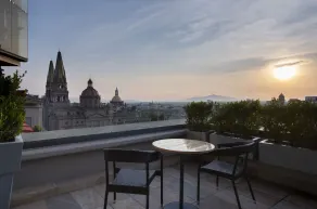 DoubleTree by Hilton Guadalajara Centro Historico - Chambre