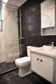 City Center INN - Bathroom