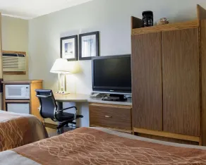 Quality Inn Bismarck I-94 - Room