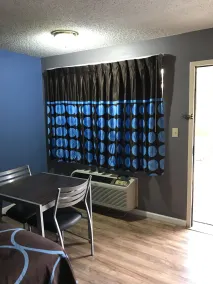 Super 8 by Wyndham Slidell - Chambre