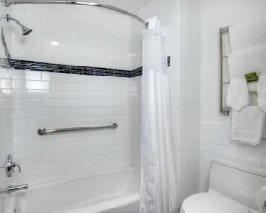 Aggie Inn, an Ascend Collection Hotel - Salle de bain