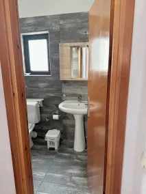 Villa de Linda en una posición inigualable en Kournas: ¡vistas increíbles! - Baño