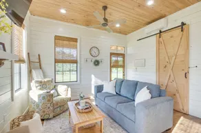 Contrell Cottage On Farm w/ Peaceful Views - Innenbereich