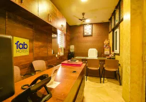 FabHotel Vijaylakshmi Stay Inn - Reception