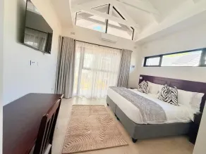 19 On Bay Noakes - Room