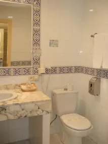 Hotel Entresierras - Badezimmer