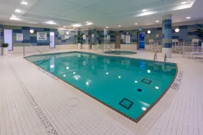 Holiday Inn Express & Suites Vaughan-Southwest by IHG - Piscine