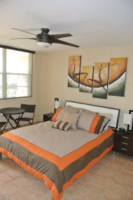 Sunrise Villa - Zimmer