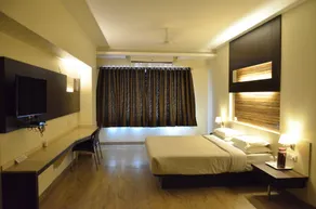 Hotel Adarsha Palace - Room