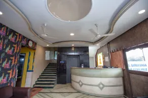 Hotel Saravanaa Boarding & Lodging - Hall