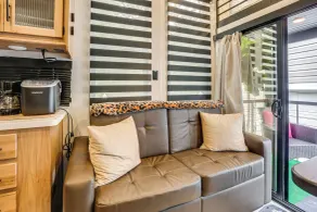 10 Mi to Leesylvania & River: Sleek Mobile Home - Interior