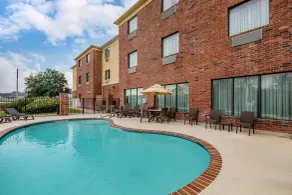 Comfort Suites Ennis - Piscine