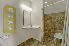 Motel 6-Fresno, CA - Belmont Ave - Baño