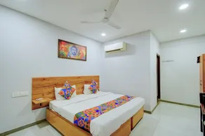 FabHotel Vaishnavi Classic - Chambre