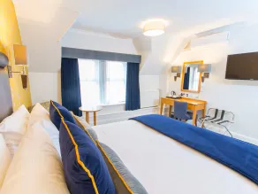 Durley Dean - Habitación