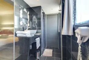 P'tit Dej-hotel Porte d'Espagne - Salle de bain