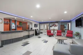 Super 8 by Wyndham Claremore OK - Hall