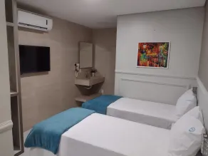 Antonio's Hotel e Spa - Airport - Habitación